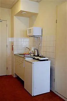 Joops City Centre Hotel 2*