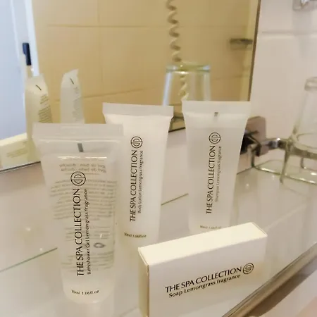 Joops City Centre 2*