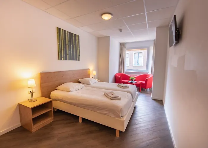 يووبس سيتي سنتر فندق