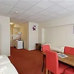Joops City Centre 2*