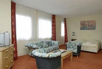 Joops City Centre Hotel 2*