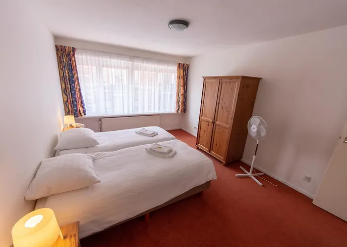 Joops City Centre 2*